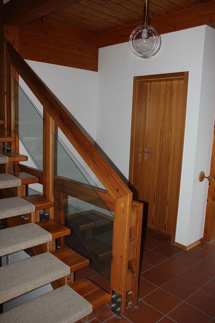 Prodej domu 147 m², pozemek 988 m², Biberach an der Riß, Bádensko-Württembersko Prodej domu 147 m², pozemek 988 m², Biberach an der Riß, Bádensko-Württembersko