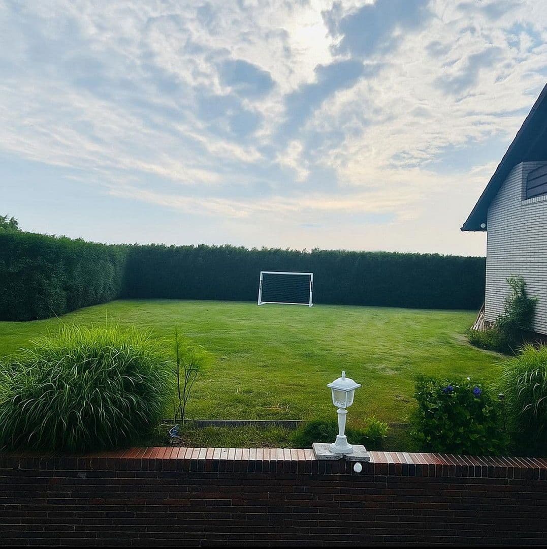 Prodej domu 230 m², pozemek 1.100 m², Barsbüttel, Šlesvicko-Holštýnsko Prodej domu 230 m², pozemek 1.100 m², Barsbüttel, Šlesvicko-Holštýnsko