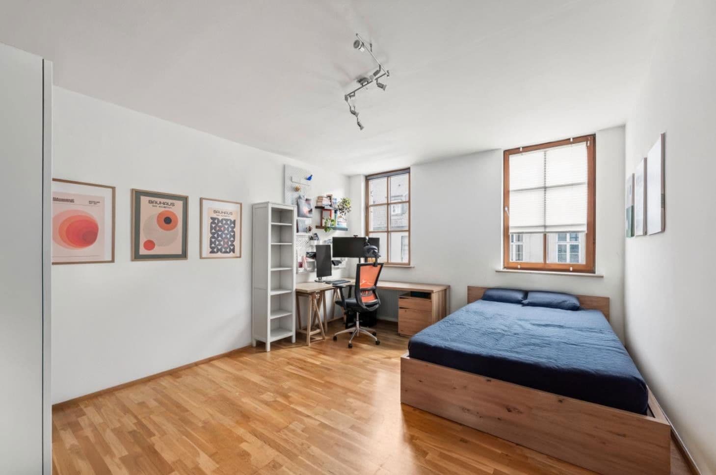 Prodej domu 275 m², pozemek 481 m², Erlangen, Bavorsko Prodej domu 275 m², pozemek 481 m², Erlangen, Bavorsko