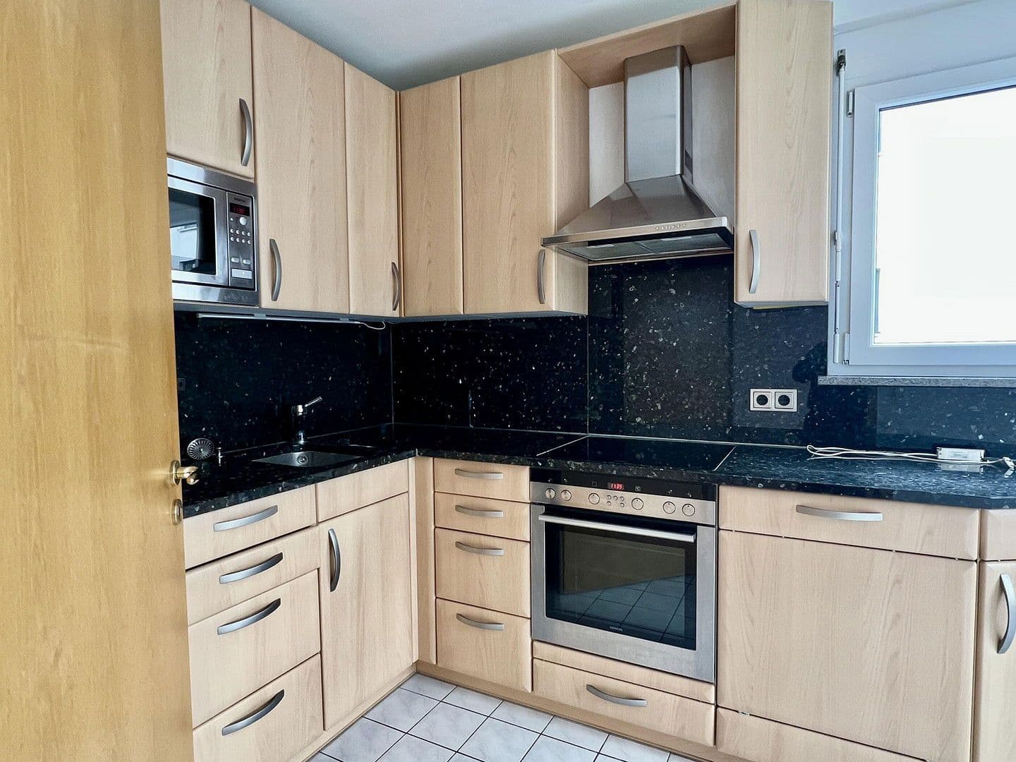 Pronájem bytu 3+1 79 m², Cosimastraße 173, München, Bavorsko Pronájem bytu 3+1 79 m², Cosimastraße 173, München, Bavorsko