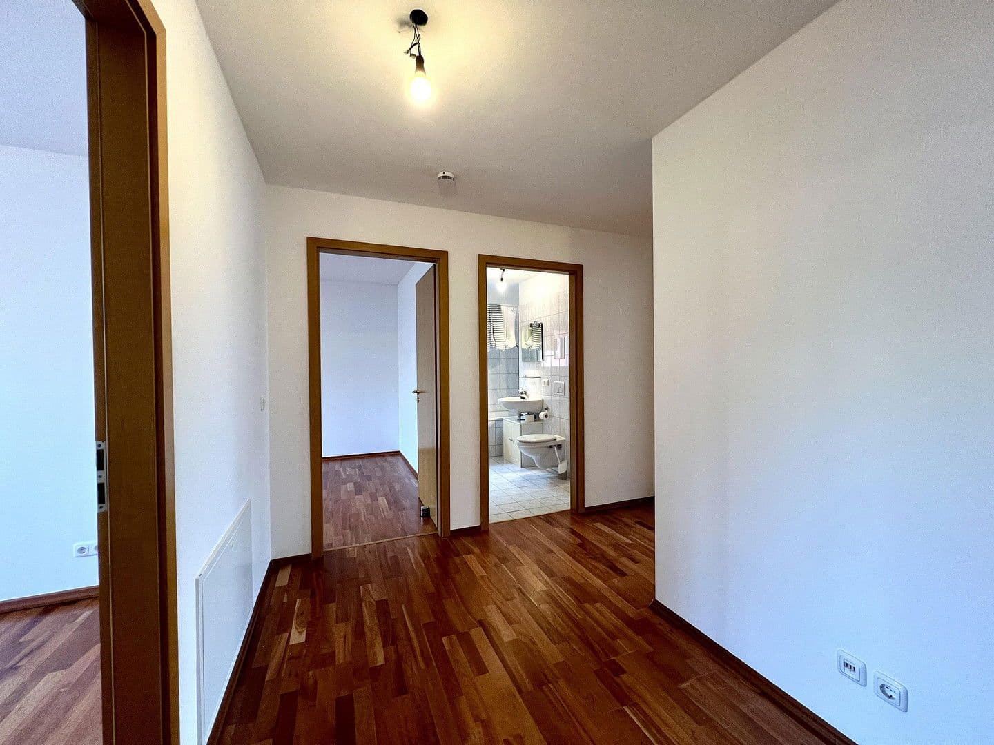 Pronájem bytu 3+1 79 m², Cosimastraße 173, München, Bavorsko Pronájem bytu 3+1 79 m², Cosimastraße 173, München, Bavorsko