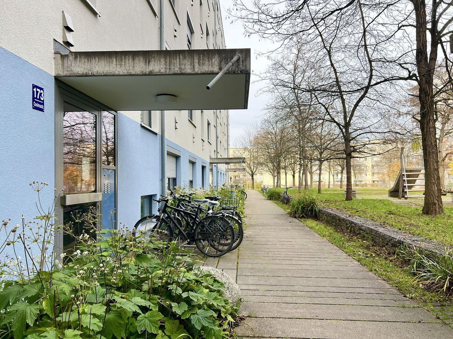 Pronájem bytu 3+1 79 m², Cosimastraße 173, München, Bavorsko Pronájem bytu 3+1 79 m², Cosimastraße 173, München, Bavorsko
