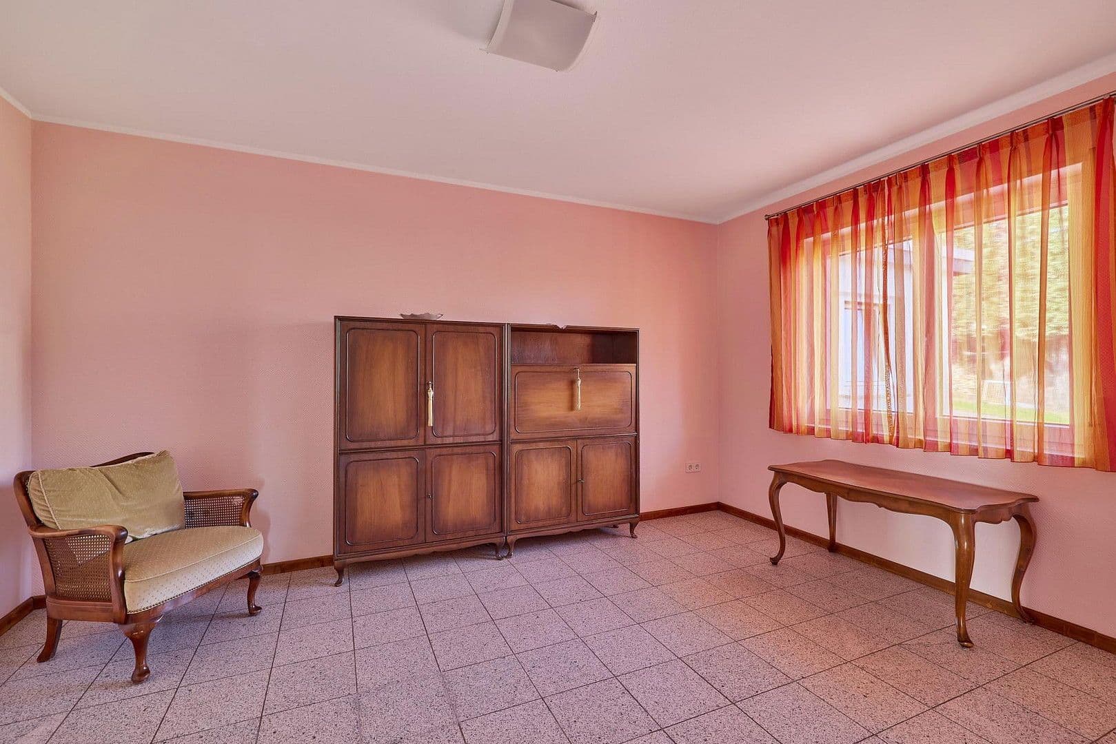 Pronájem domu 230 m², pozemek 500 m², Im Langenmorgen 2, Neckarsteinach, Hessen Pronájem domu 230 m², pozemek 500 m², Im Langenmorgen 2, Neckarsteinach, Hessen