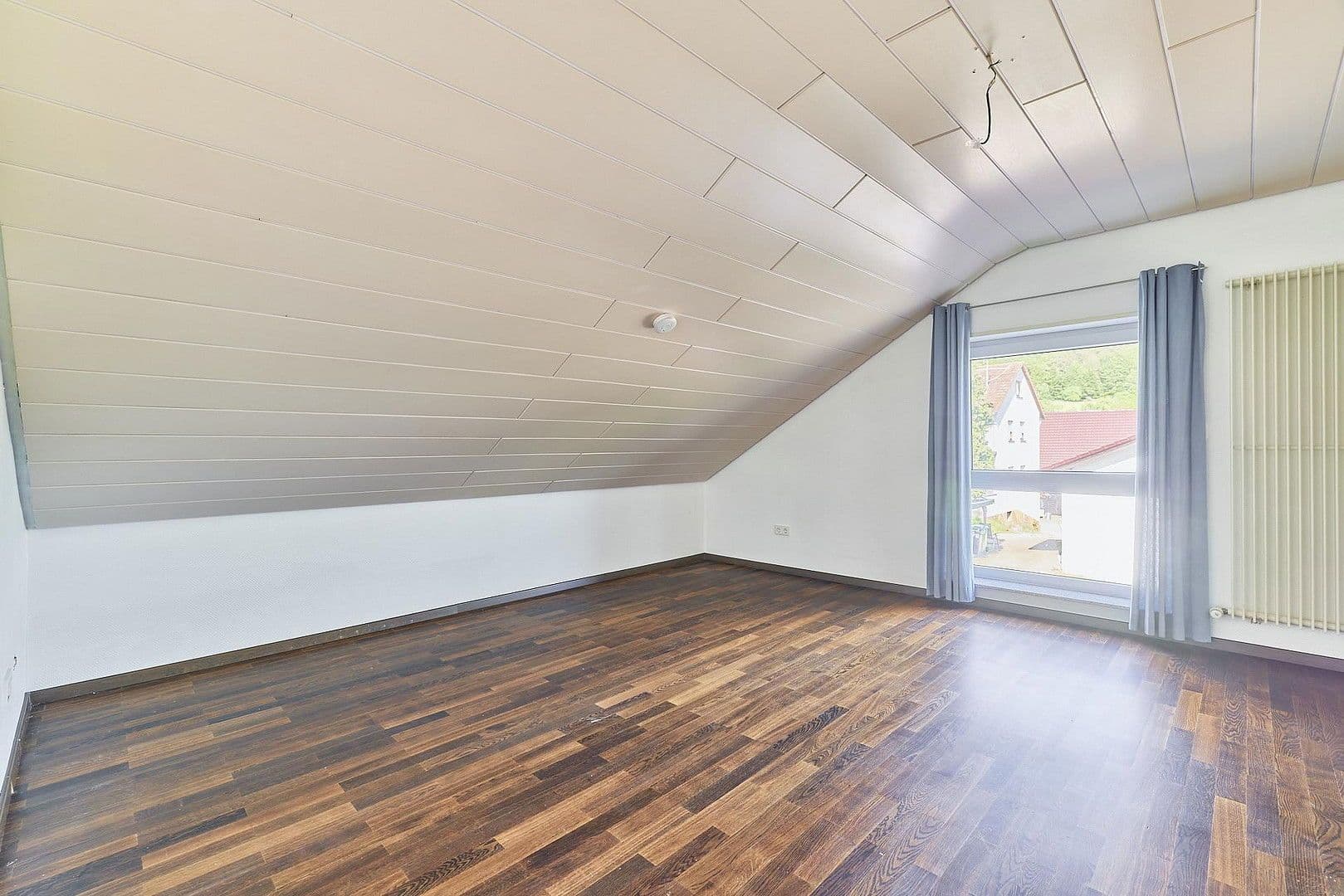 Pronájem domu 230 m², pozemek 500 m², Im Langenmorgen 2, Neckarsteinach, Hessen Pronájem domu 230 m², pozemek 500 m², Im Langenmorgen 2, Neckarsteinach, Hessen