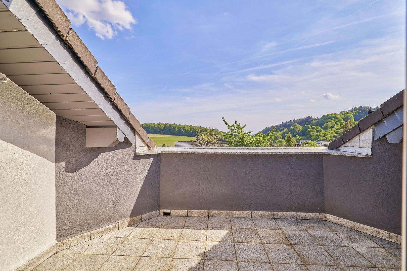 Pronájem domu 230 m², pozemek 500 m², Im Langenmorgen 2, Neckarsteinach, Hessen Pronájem domu 230 m², pozemek 500 m², Im Langenmorgen 2, Neckarsteinach, Hessen