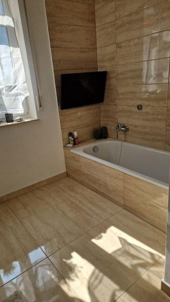 Prodej domu 270 m², pozemek 734 m², Möckmühl, Bádensko-Württembersko Prodej domu 270 m², pozemek 734 m², Möckmühl, Bádensko-Württembersko