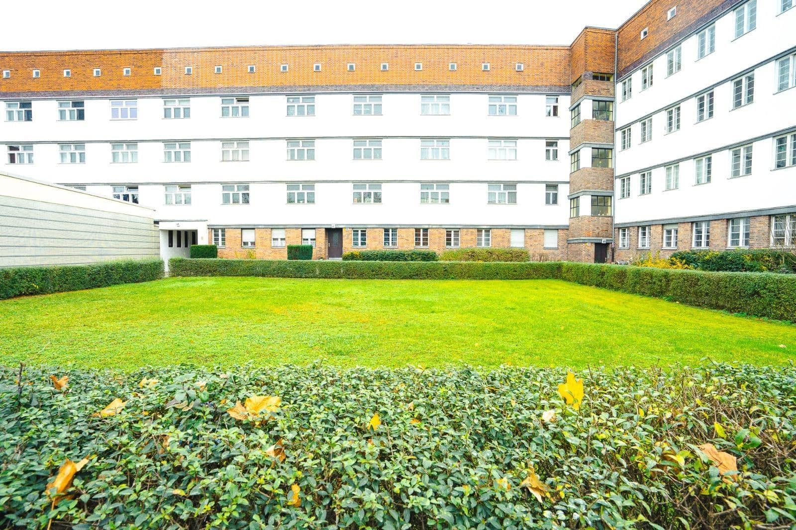 Pronájem bytu 3+1 79 m², Ollenhauerstraße 46, Berlin, Berlín Pronájem bytu 3+1 79 m², Ollenhauerstraße 46, Berlin, Berlín