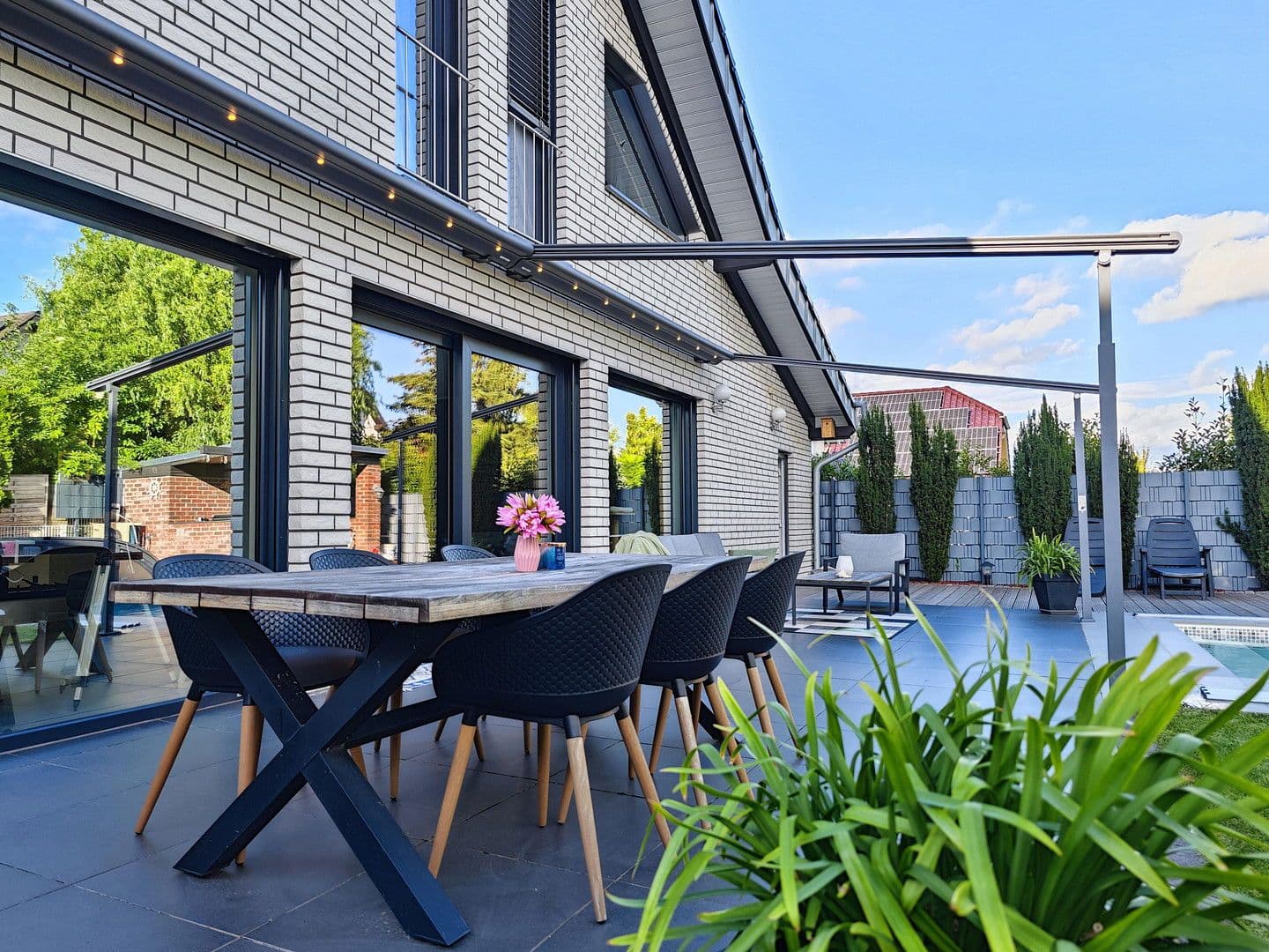 Prodej domu 163 m², pozemek 522 m², Rheinbach, Severní Porýní-Vestfálsko Prodej domu 163 m², pozemek 522 m², Rheinbach, Severní Porýní-Vestfálsko