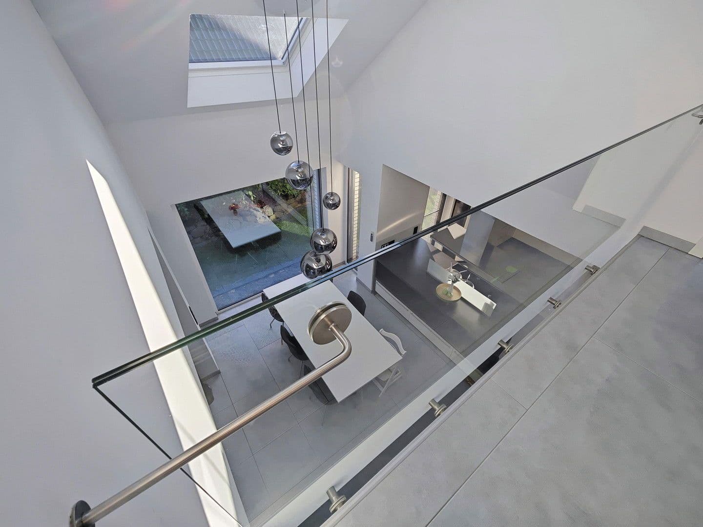 Prodej domu 163 m², pozemek 522 m², Rheinbach, Severní Porýní-Vestfálsko Prodej domu 163 m², pozemek 522 m², Rheinbach, Severní Porýní-Vestfálsko