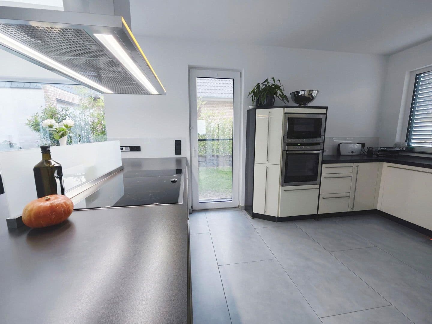 Prodej domu 163 m², pozemek 522 m², Rheinbach, Severní Porýní-Vestfálsko Prodej domu 163 m², pozemek 522 m², Rheinbach, Severní Porýní-Vestfálsko