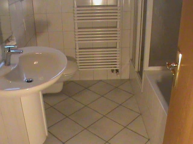 Pronájem bytu 3+1 80 m², Unstrutstrasse 12, Braunschweig, Dolní Sasko Pronájem bytu 3+1 80 m², Unstrutstrasse 12, Braunschweig, Dolní Sasko