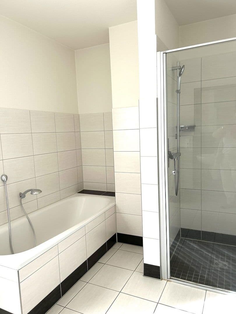 Pronájem bytu 3+1 113 m², Auf dem Winkel 43, Bad Zwischenahn, Dolní Sasko Pronájem bytu 3+1 113 m², Auf dem Winkel 43, Bad Zwischenahn, Dolní Sasko