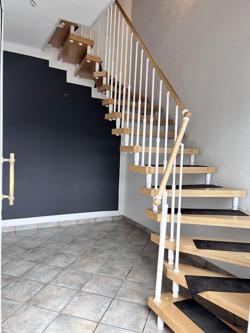 Pronájem bytu 3+kk 160 m², Heinsberg, Severní Porýní-Vestfálsko Pronájem bytu 3+kk 160 m², Heinsberg, Severní Porýní-Vestfálsko