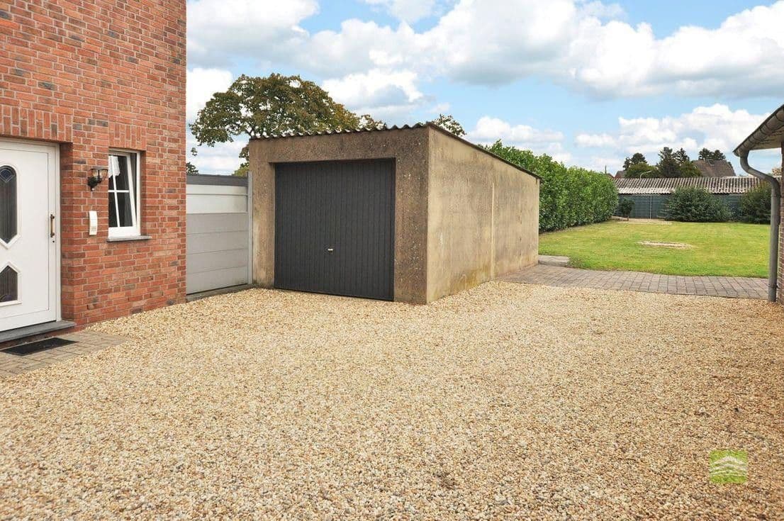 Pronájem bytu 3+kk 160 m², Heinsberg, Severní Porýní-Vestfálsko Pronájem bytu 3+kk 160 m², Heinsberg, Severní Porýní-Vestfálsko