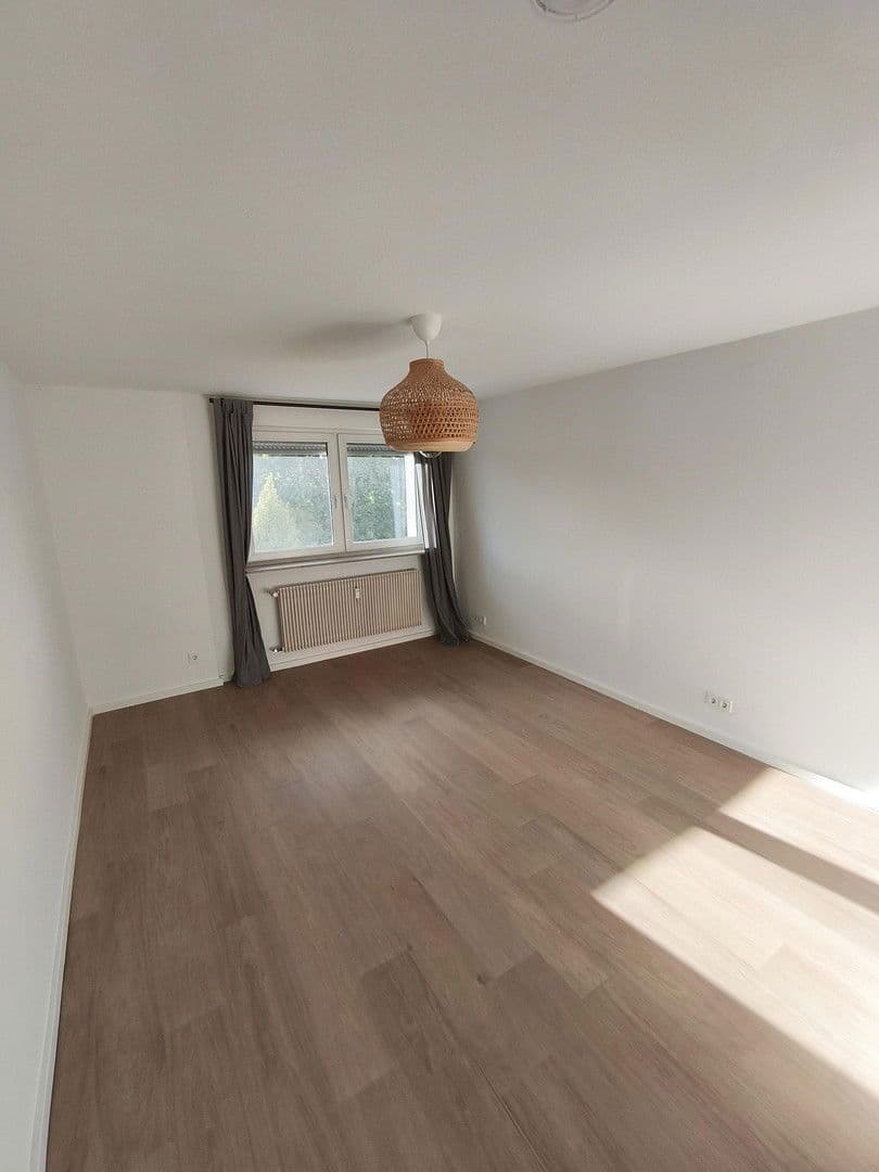 Pronájem bytu 3+1 60 m², Rodensteinstraße 52, Bensheim, Hessen Pronájem bytu 3+1 60 m², Rodensteinstraße 52, Bensheim, Hessen