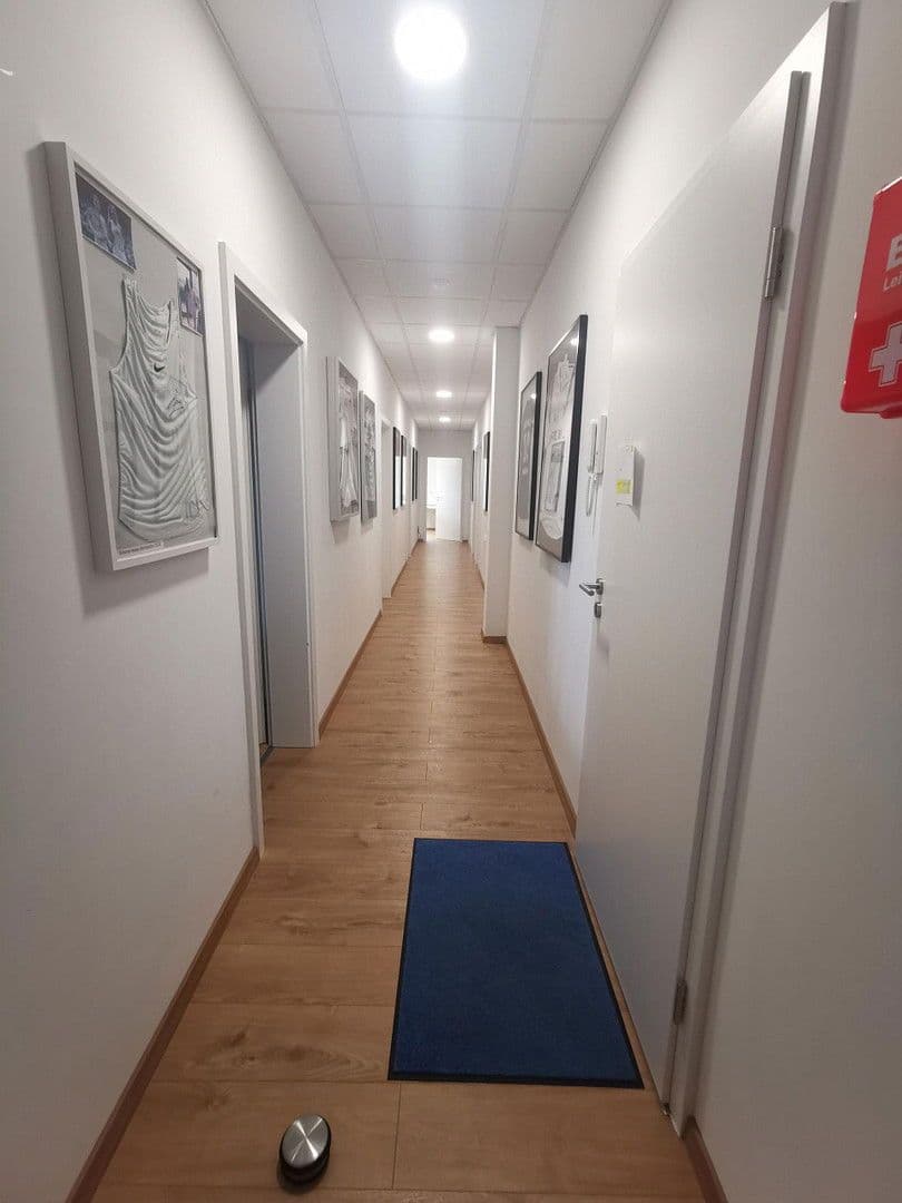 Pronájem kanceláře 137 m², Hadamar, Hessen Pronájem kanceláře 137 m², Hadamar, Hessen