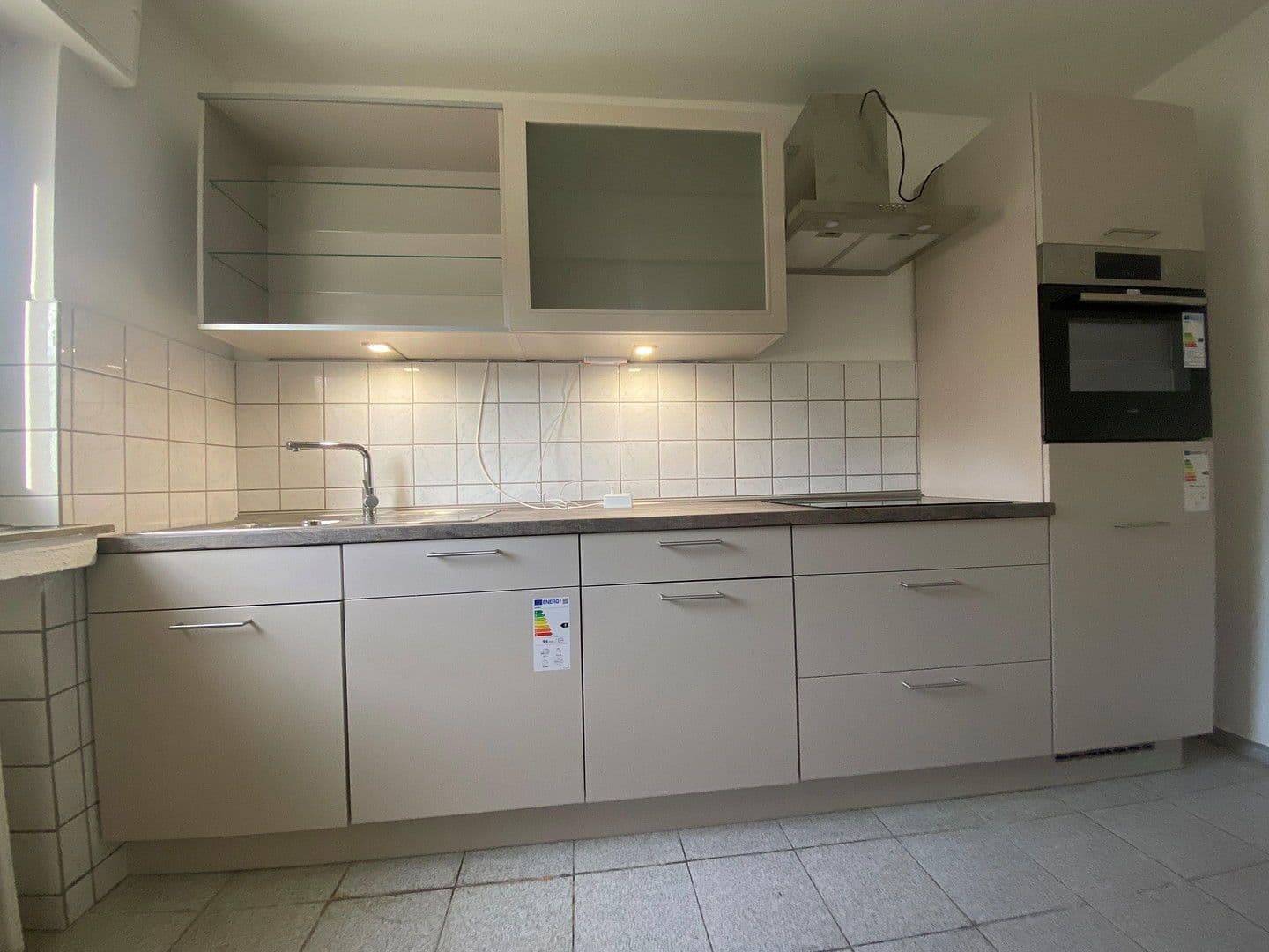 Pronájem bytu 28 m², Quettinger Straße 148, Leverkusen, Severní Porýní-Vestfálsko Pronájem bytu 28 m², Quettinger Straße 148, Leverkusen, Severní Porýní-Vestfálsko