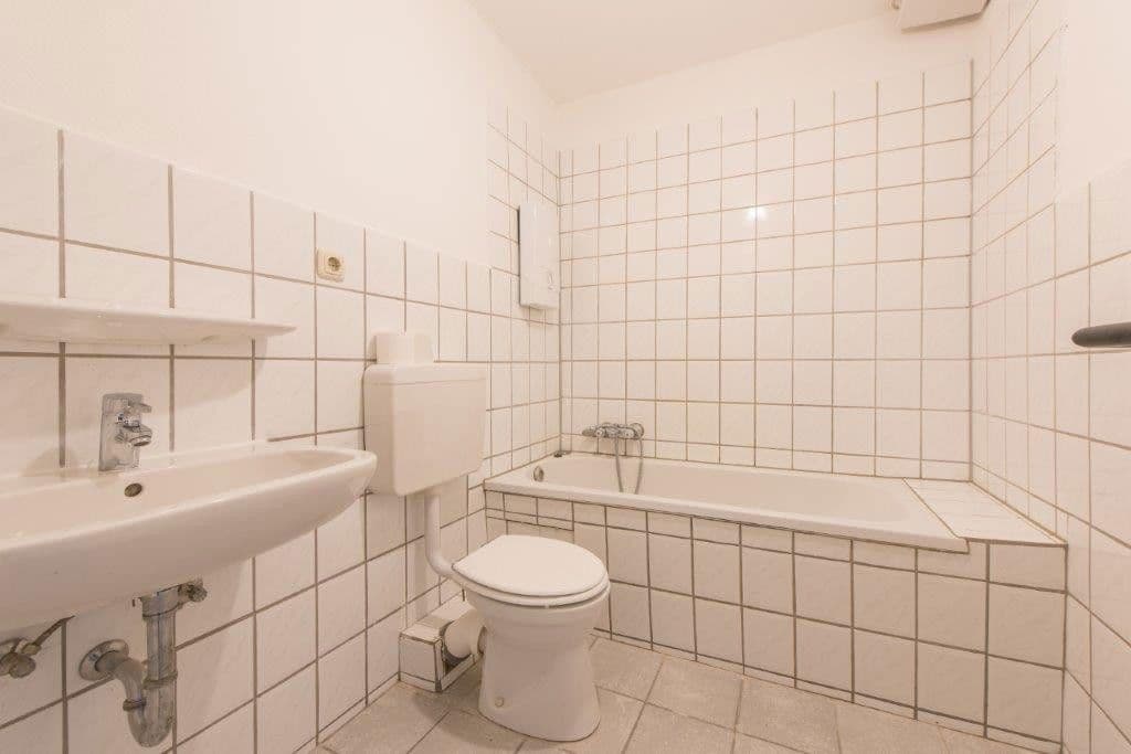 Pronájem bytu 28 m², Quettinger Straße 148, Leverkusen, Severní Porýní-Vestfálsko Pronájem bytu 28 m², Quettinger Straße 148, Leverkusen, Severní Porýní-Vestfálsko