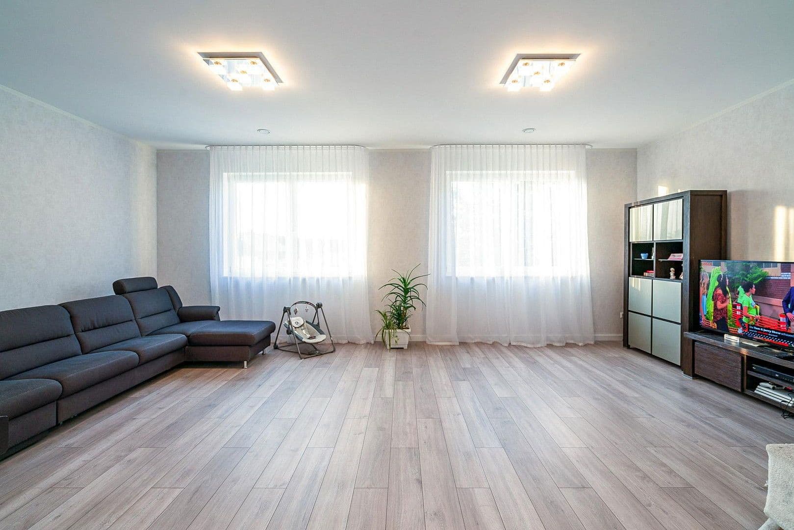 Prodej domu 315 m², pozemek 727 m², Satteldorf, Bádensko-Württembersko Prodej domu 315 m², pozemek 727 m², Satteldorf, Bádensko-Württembersko