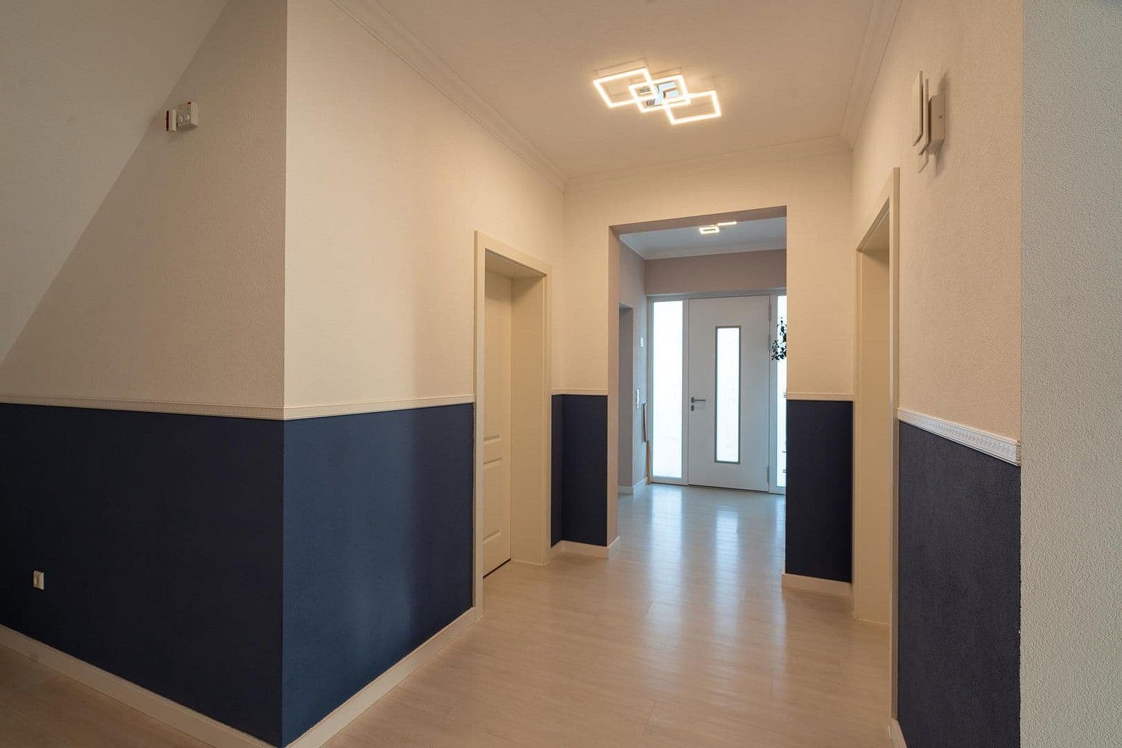 Prodej domu 315 m², pozemek 727 m², Satteldorf, Bádensko-Württembersko Prodej domu 315 m², pozemek 727 m², Satteldorf, Bádensko-Württembersko