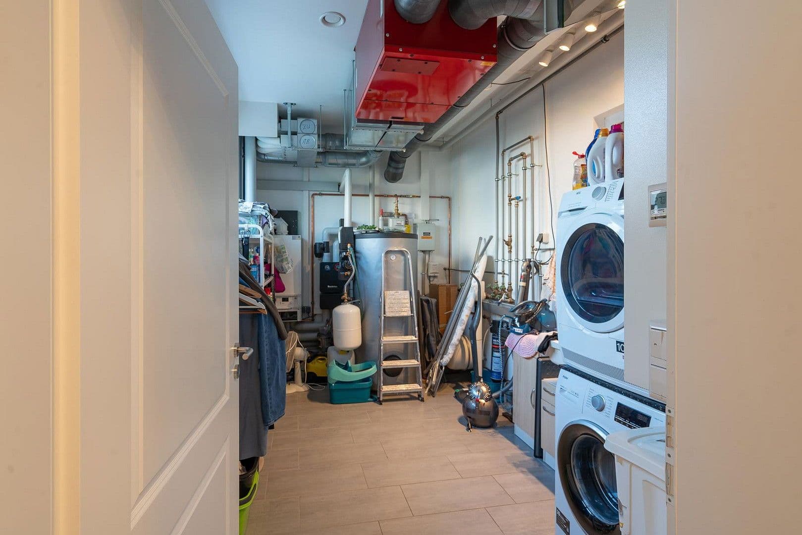 Prodej domu 315 m², pozemek 727 m², Satteldorf, Bádensko-Württembersko Prodej domu 315 m², pozemek 727 m², Satteldorf, Bádensko-Württembersko