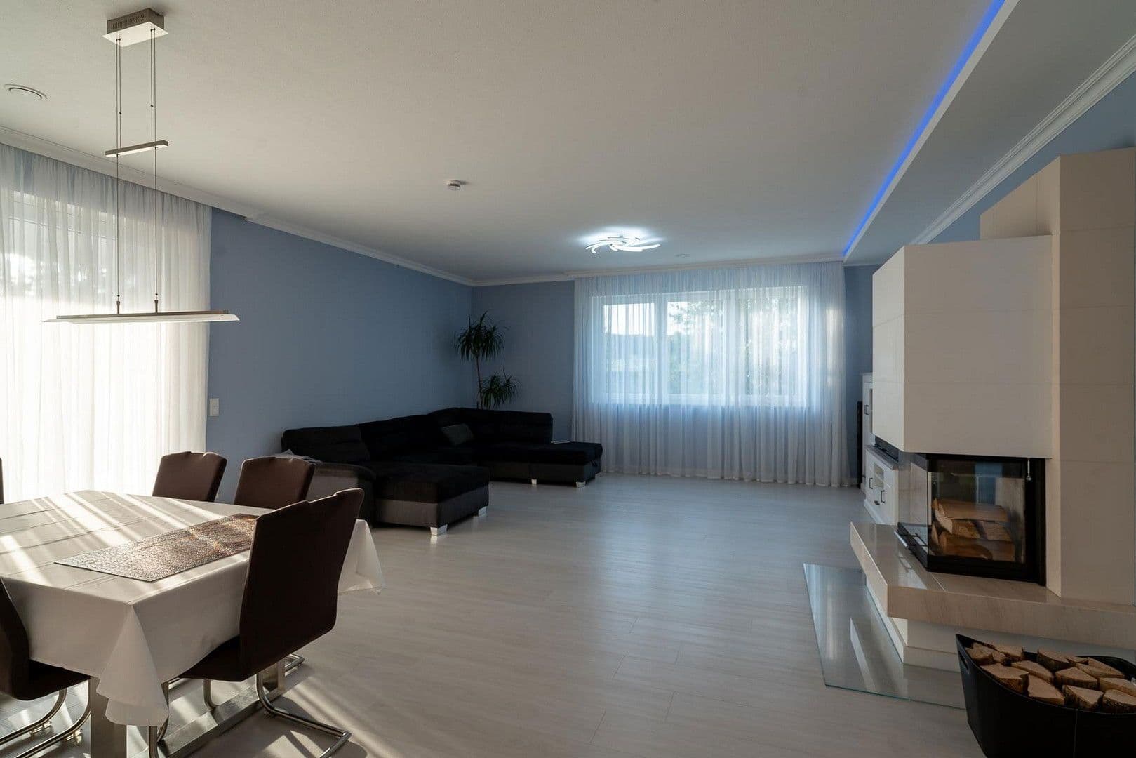 Prodej domu 315 m², pozemek 727 m², Satteldorf, Bádensko-Württembersko Prodej domu 315 m², pozemek 727 m², Satteldorf, Bádensko-Württembersko