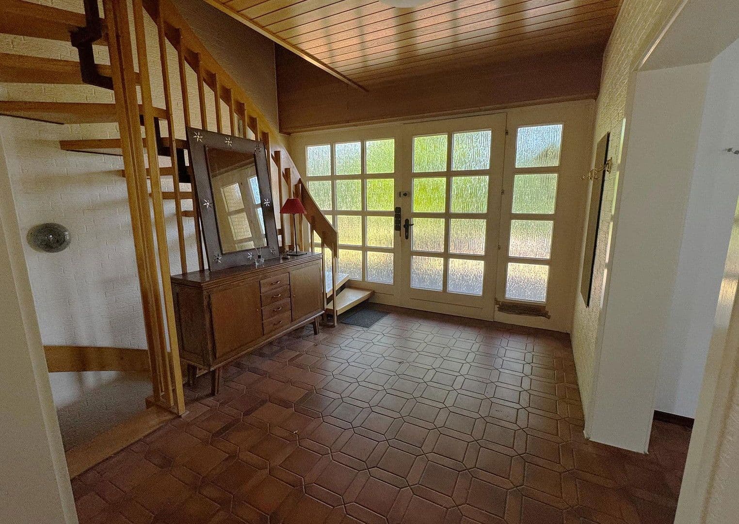 Prodej domu 293 m², pozemek 1.300 m², Schützenstraße 25, Visselhövede, Dolní Sasko Prodej domu 293 m², pozemek 1.300 m², Schützenstraße 25, Visselhövede, Dolní Sasko