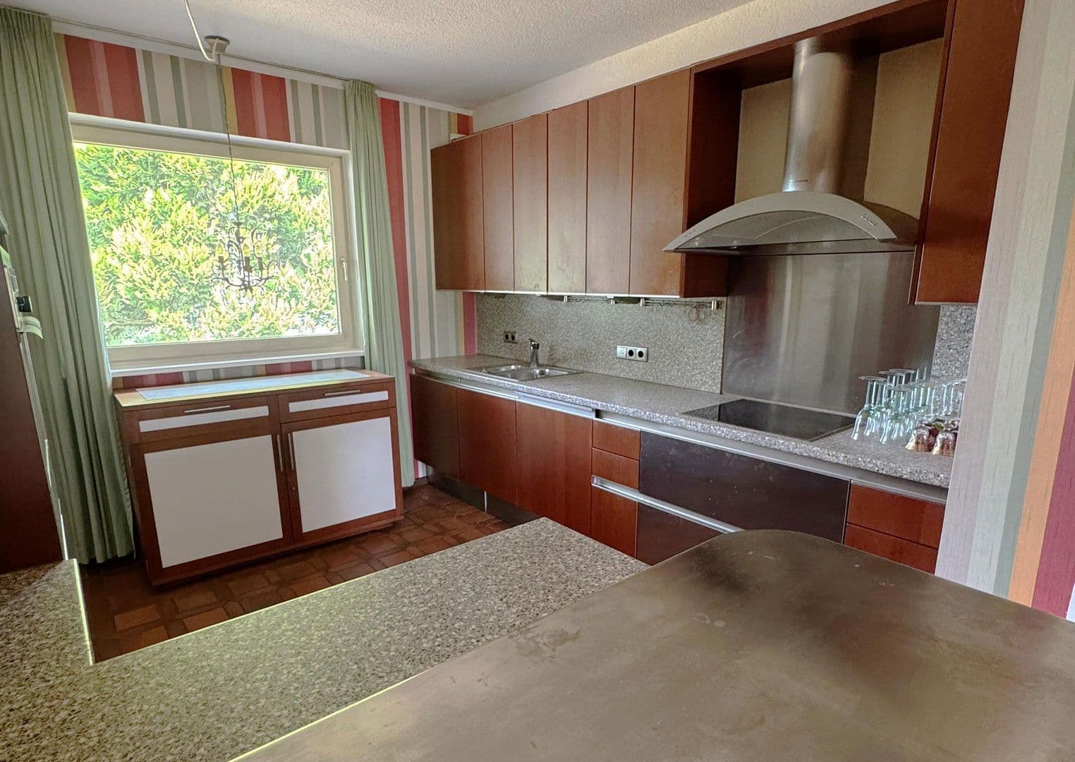 Prodej domu 293 m², pozemek 1.300 m², Schützenstraße 25, Visselhövede, Dolní Sasko Prodej domu 293 m², pozemek 1.300 m², Schützenstraße 25, Visselhövede, Dolní Sasko