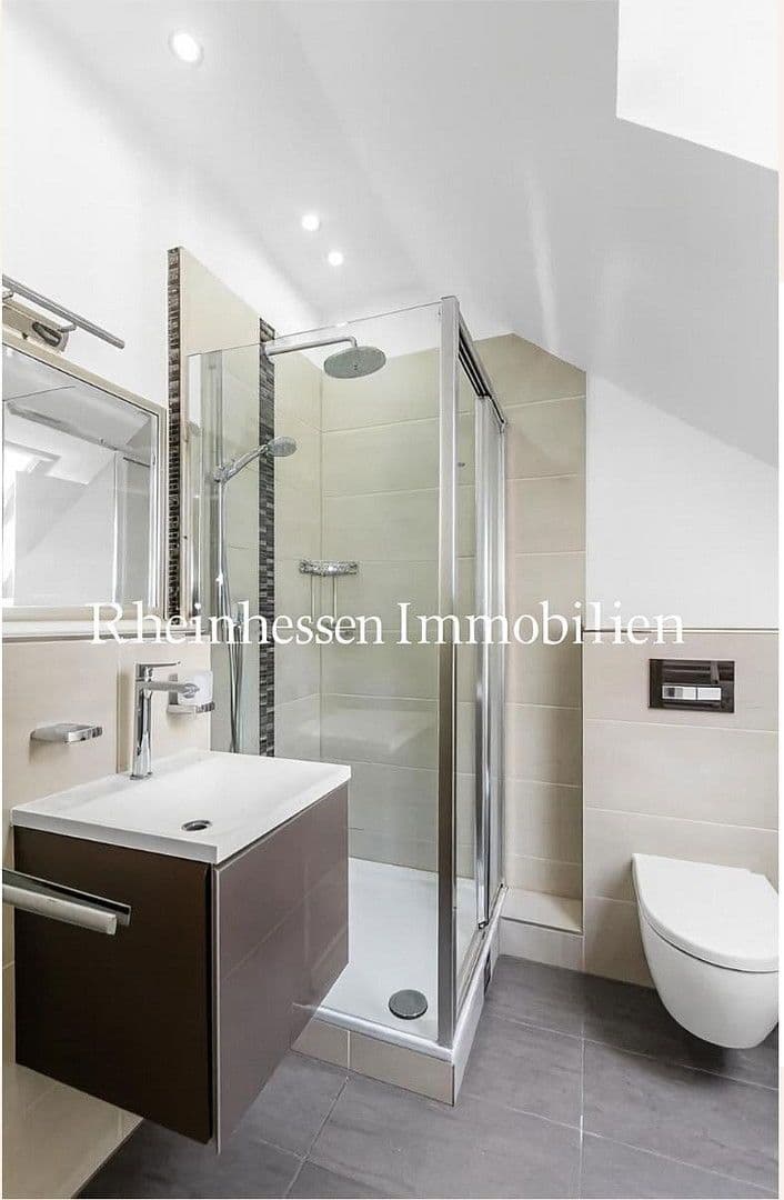 Prodej bytu 4+1 102 m², Dietzenbach, Hessen Prodej bytu 4+1 102 m², Dietzenbach, Hessen