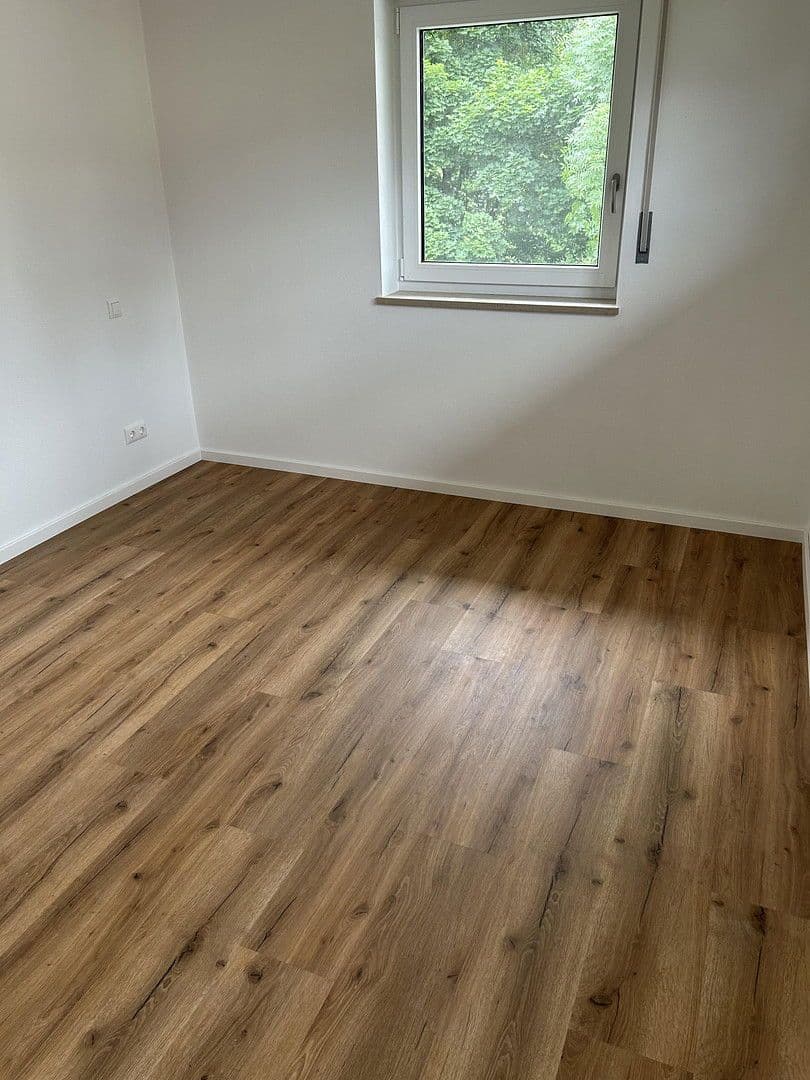 Pronájem bytu 2+1 60 m², Eggenfelden, Bavorsko Pronájem bytu 2+1 60 m², Eggenfelden, Bavorsko