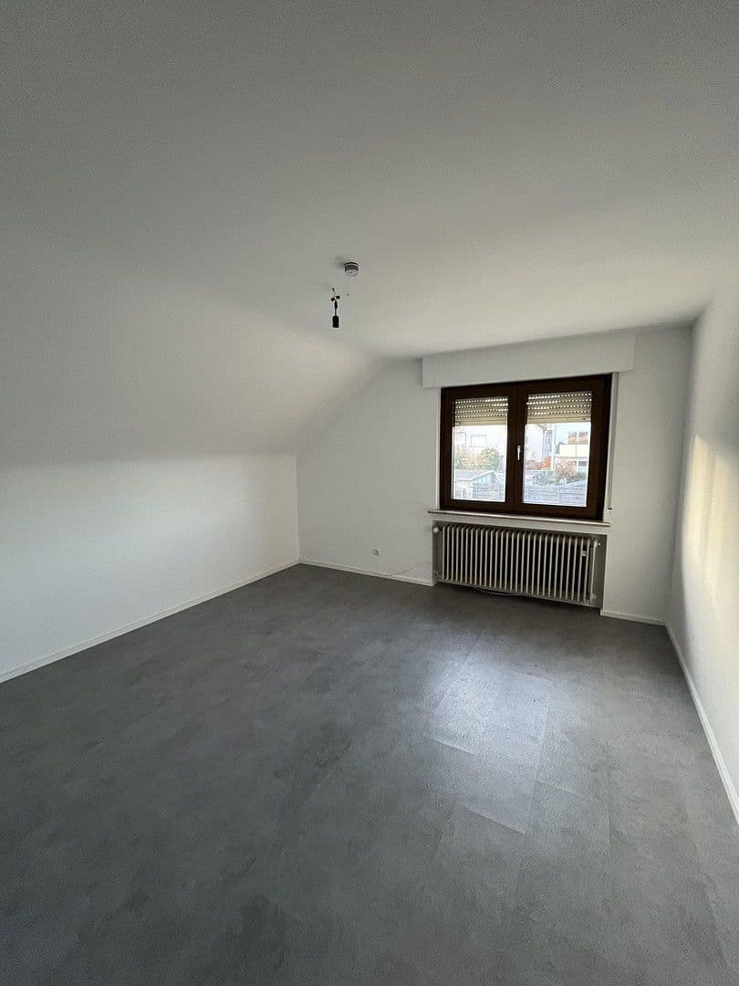 Pronájem bytu 2+kk 78 m², Mainhausen, Hessen Pronájem bytu 2+kk 78 m², Mainhausen, Hessen