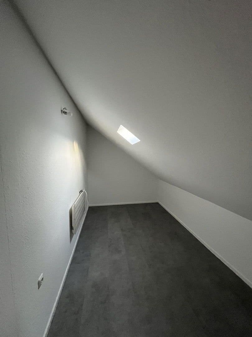 Pronájem bytu 2+kk 78 m², Mainhausen, Hessen Pronájem bytu 2+kk 78 m², Mainhausen, Hessen