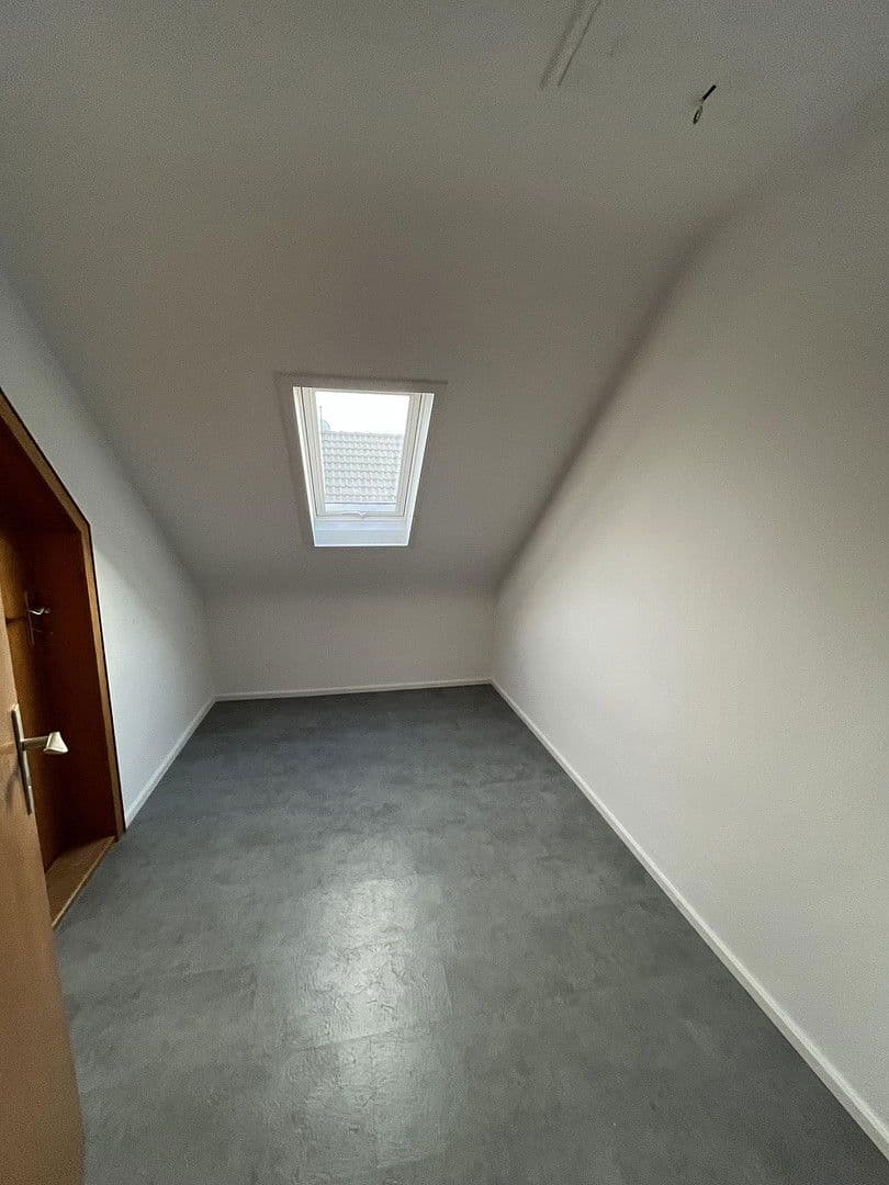 Pronájem bytu 2+kk 78 m², Mainhausen, Hessen Pronájem bytu 2+kk 78 m², Mainhausen, Hessen