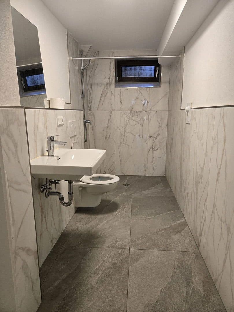 Pronájem bytu 3+1 70 m², Seegarten 3, Waldbüttelbrunn, Bavorsko Pronájem bytu 3+1 70 m², Seegarten 3, Waldbüttelbrunn, Bavorsko