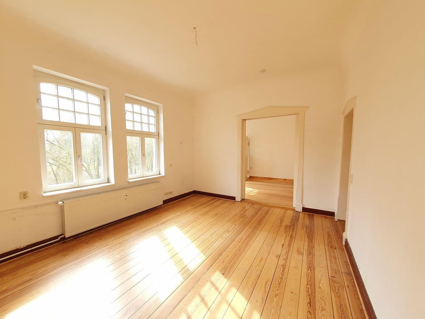 Prodej domu 330 m², pozemek 2.950 m², Stendal, Sasko-Anhaltsko Prodej domu 330 m², pozemek 2.950 m², Stendal, Sasko-Anhaltsko