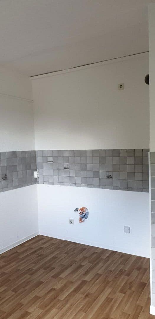 Pronájem bytu 3+1 57 m², Südring 24 c, Burg, Sasko-Anhaltsko Pronájem bytu 3+1 57 m², Südring 24 c, Burg, Sasko-Anhaltsko