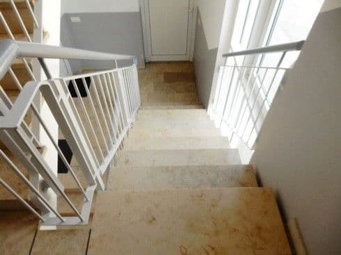 Pronájem bytu 1+1 37 m², Moritzplatz 6a, Naumburg (Saale), Sasko-Anhaltsko Pronájem bytu 1+1 37 m², Moritzplatz 6a, Naumburg (Saale), Sasko-Anhaltsko