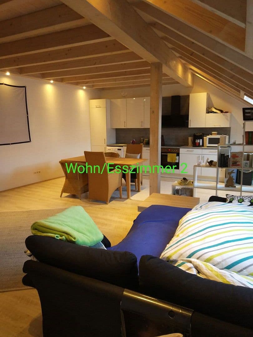 Pronájem bytu 4+1 84 m², Oppenheim, Porýní-Falc Pronájem bytu 4+1 84 m², Oppenheim, Porýní-Falc