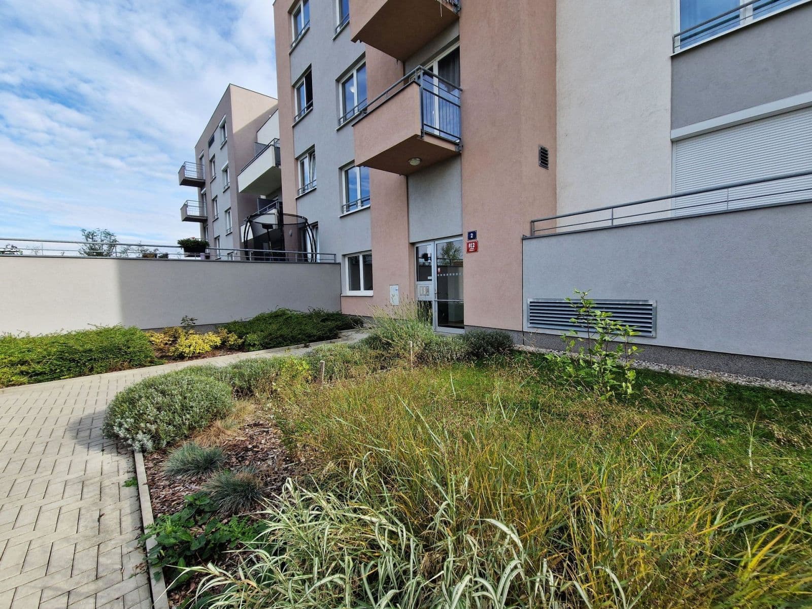 Pronájem bytu 1+kk 35 m², Hlučkova, Praha, Praha Pronájem bytu 1+kk 35 m², Hlučkova, Praha, Praha