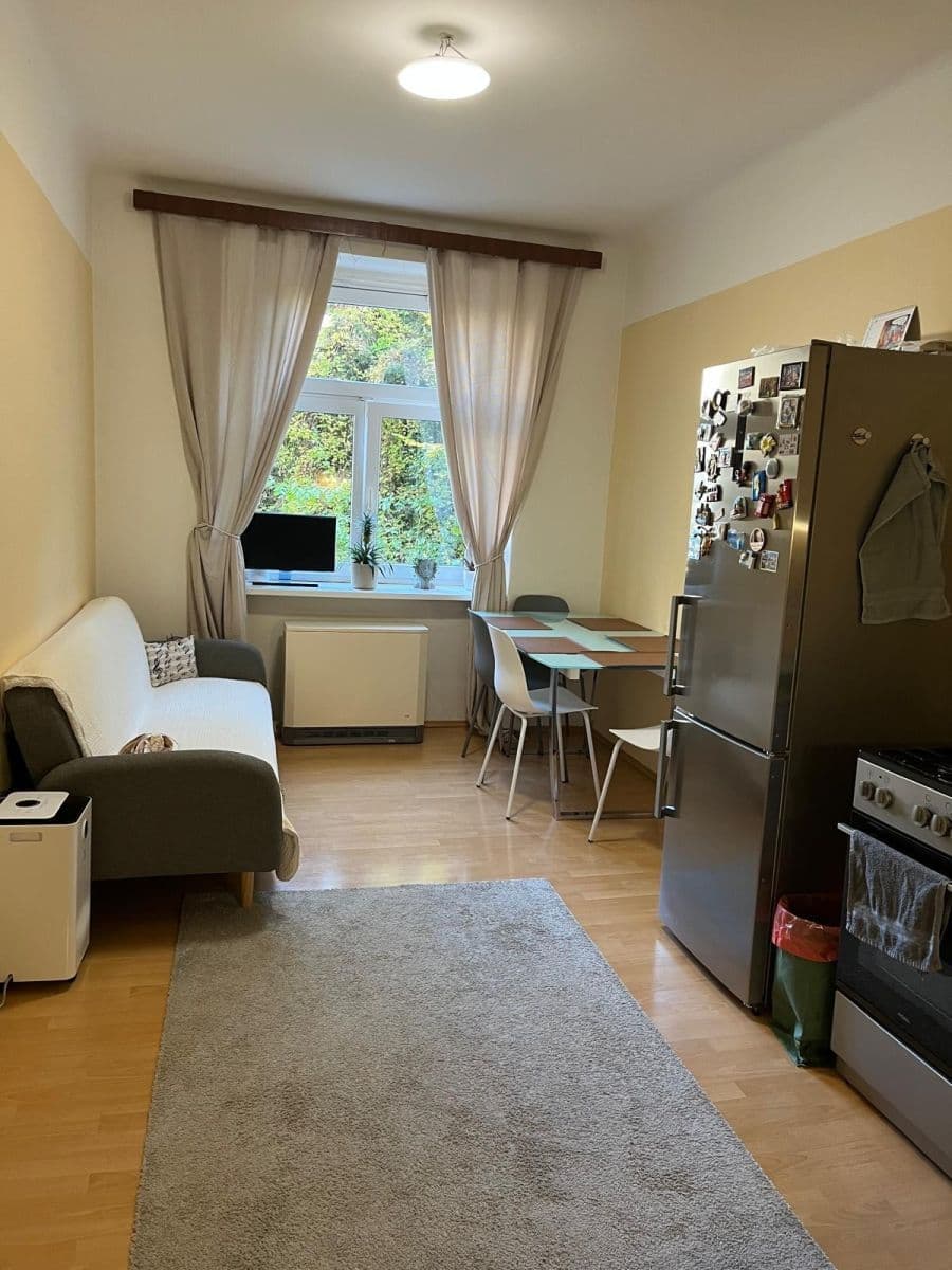 Prodej bytu 2+kk 50 m², U Kaštanu, Praha, Praha Prodej bytu 2+kk 50 m², U Kaštanu, Praha, Praha