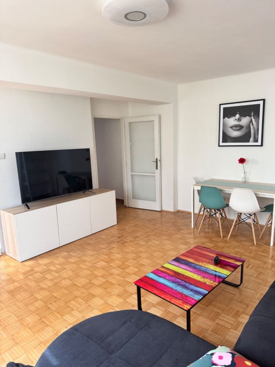 Pronájem bytu 3+kk 72 m², Jičínská, Mladá Boleslav, Středočeský kraj Pronájem bytu 3+kk 72 m², Jičínská, Mladá Boleslav, Středočeský kraj