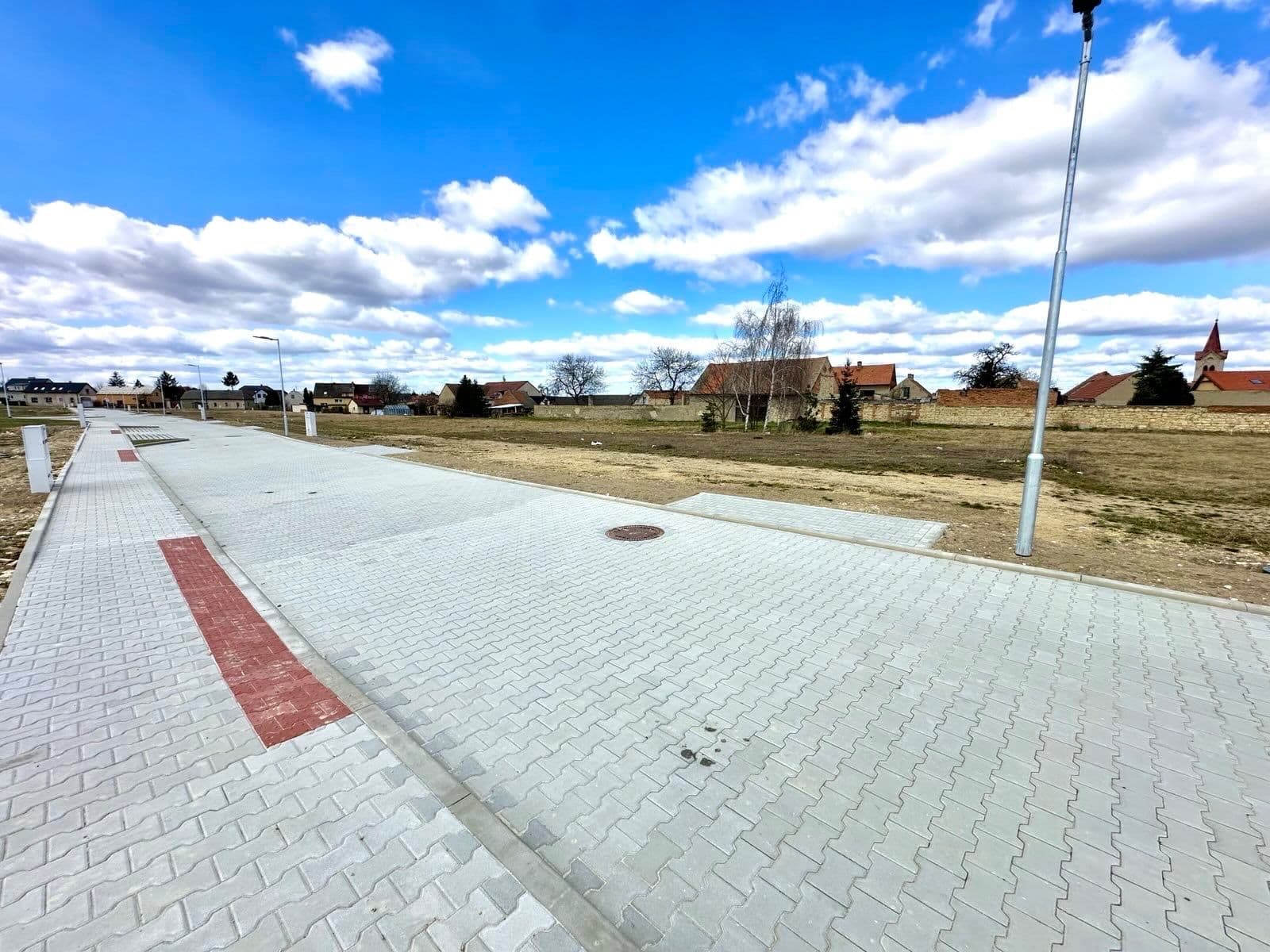 Prodej pozemku 840 m², Slaný, Středočeský kraj Prodej pozemku 840 m², Slaný, Středočeský kraj