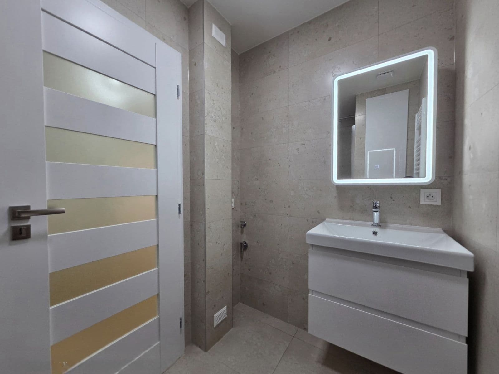 Prodej bytu 2+1 53 m², Hartigova, Praha, Praha Prodej bytu 2+1 53 m², Hartigova, Praha, Praha