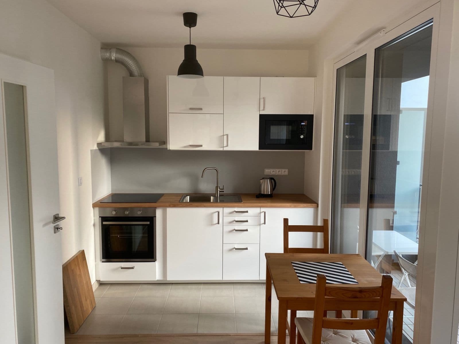 Pronájem bytu 1+kk 39 m², Olgy Havlové, Praha, Praha Pronájem bytu 1+kk 39 m², Olgy Havlové, Praha, Praha