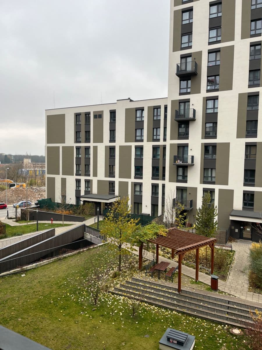 Pronájem bytu 1+kk 39 m², Olgy Havlové, Praha, Praha Pronájem bytu 1+kk 39 m², Olgy Havlové, Praha, Praha