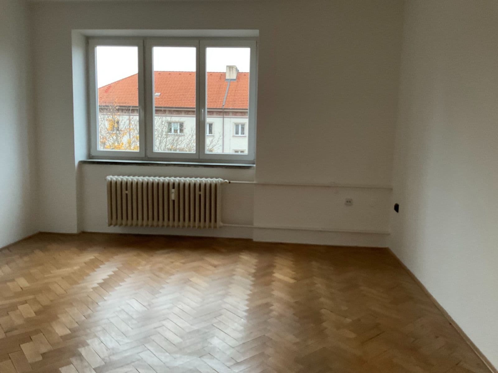 Pronájem bytu 3+1 84 m², Jilemnického, Pardubice, Pardubický kraj Pronájem bytu 3+1 84 m², Jilemnického, Pardubice, Pardubický kraj