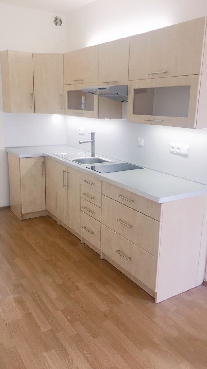 Pronájem bytu 2+kk 61 m², Komořanská, Praha, Praha Pronájem bytu 2+kk 61 m², Komořanská, Praha, Praha