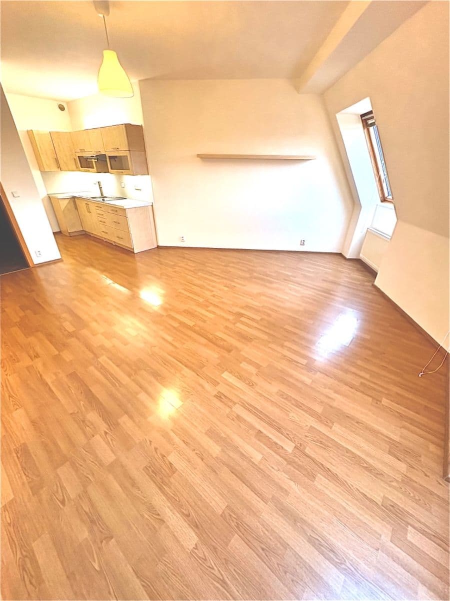 Pronájem bytu 2+kk 61 m², Komořanská, Praha, Praha Pronájem bytu 2+kk 61 m², Komořanská, Praha, Praha