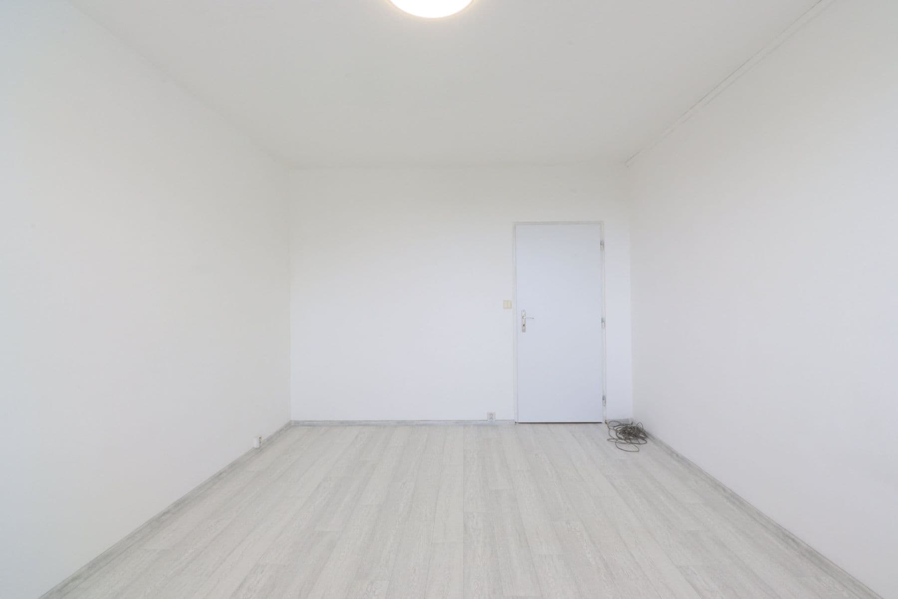 Pronájem bytu 2+1 62 m², Armádní, Milovice, Středočeský kraj Pronájem bytu 2+1 62 m², Armádní, Milovice, Středočeský kraj