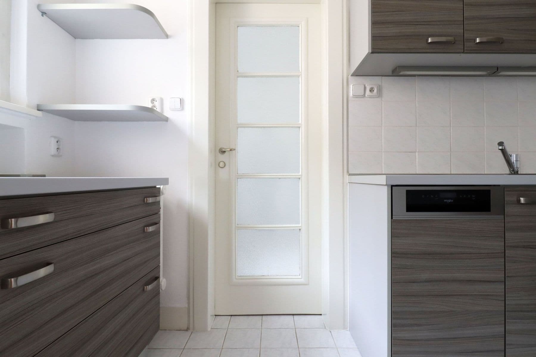 Pronájem bytu 2+1 70 m², U smaltovny, Praha, Praha Pronájem bytu 2+1 70 m², U smaltovny, Praha, Praha